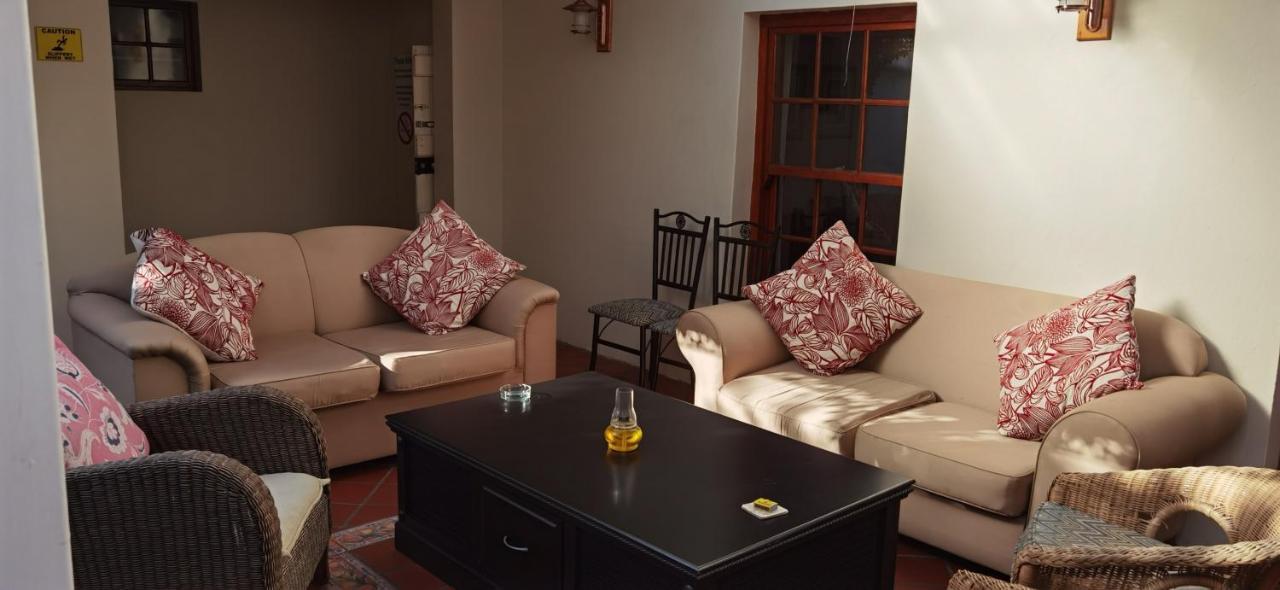 137 High Street Guest House Grahamstown Esterno foto