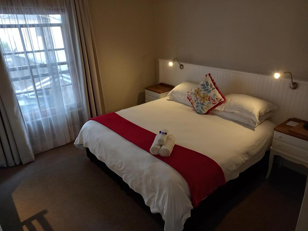 137 High Street Guest House Grahamstown Esterno foto