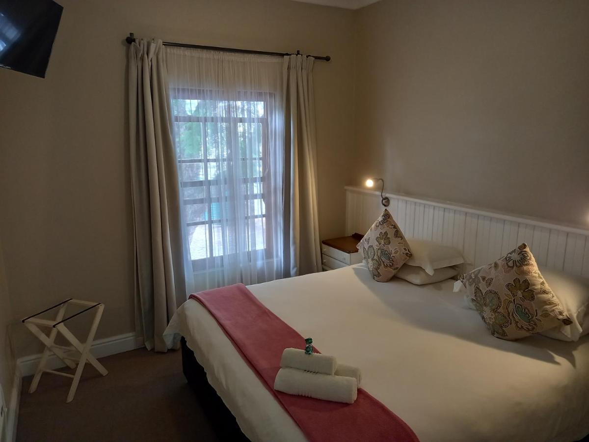 137 High Street Guest House Grahamstown Esterno foto