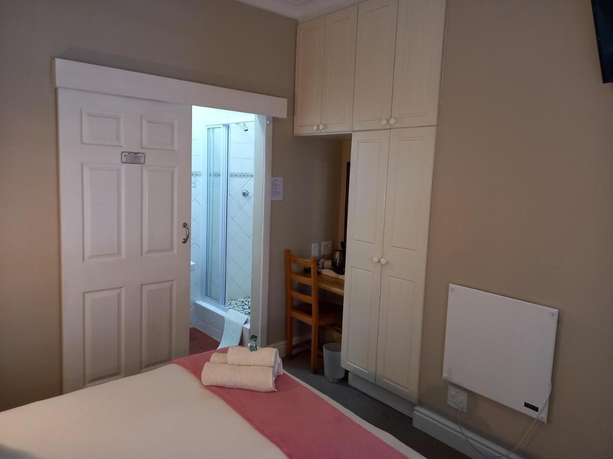 137 High Street Guest House Grahamstown Esterno foto