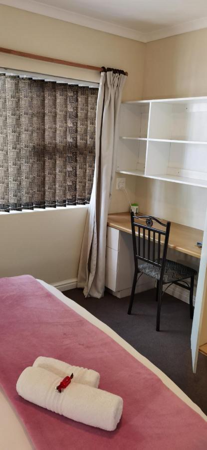137 High Street Guest House Grahamstown Esterno foto