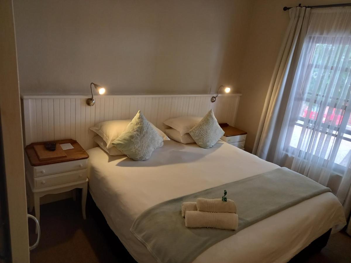 137 High Street Guest House Grahamstown Esterno foto