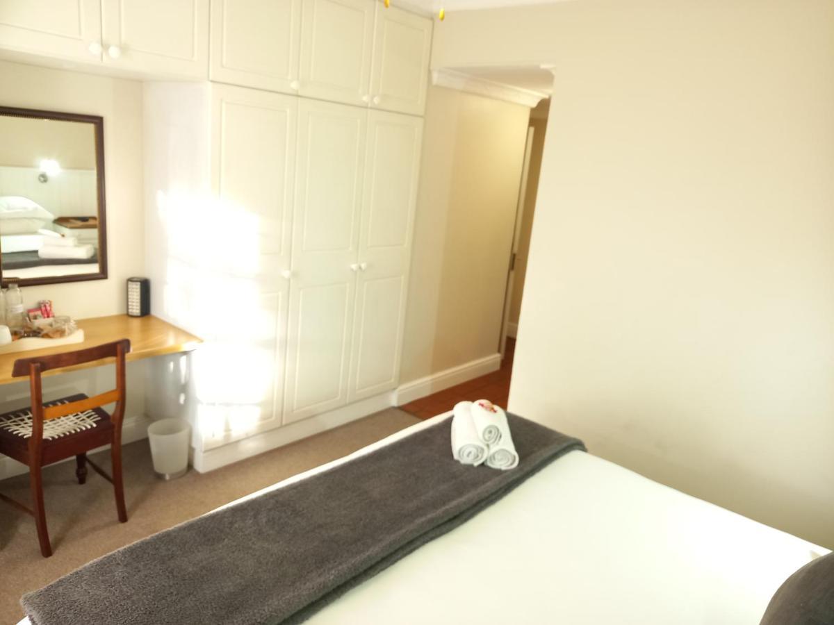 137 High Street Guest House Grahamstown Esterno foto